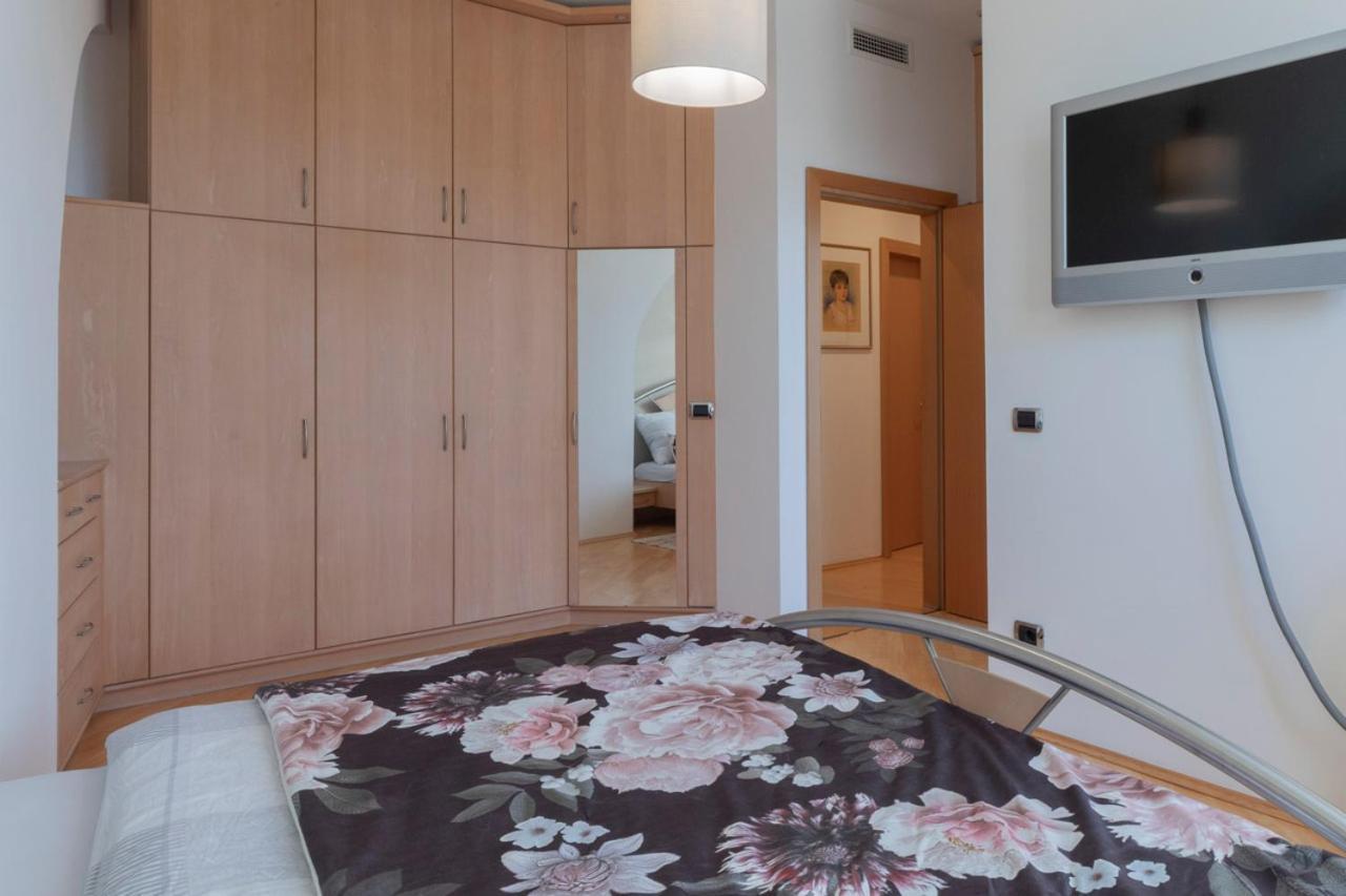 Apartment Perwanger Апиано сула Страда дел Вино Екстериор снимка